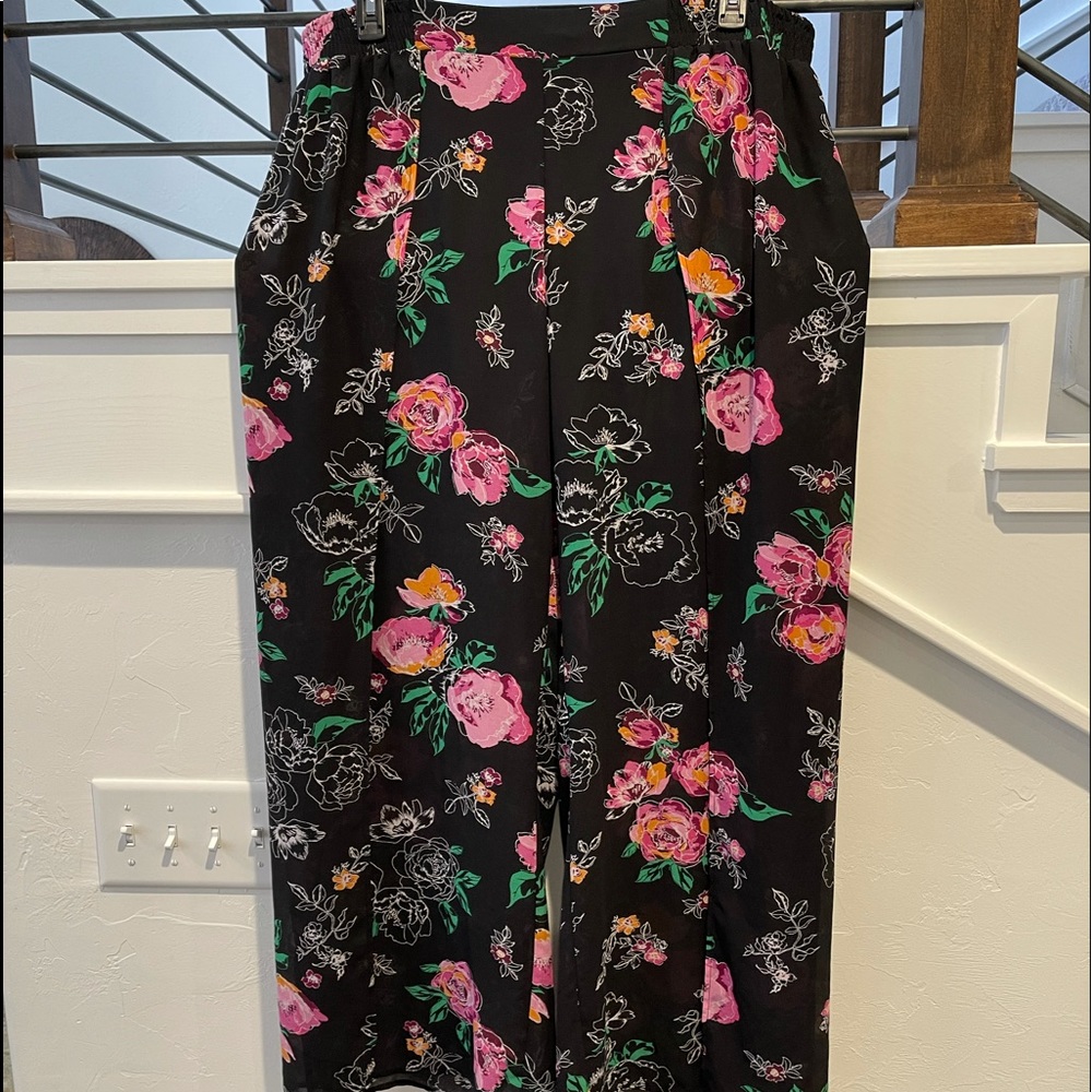 Torrid black open wide leg floral pants